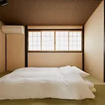 瑠璃光 京都车站10分钟九条车站3分钟 东寺4分钟日式庭院空调地暖精装修独栋京町屋
